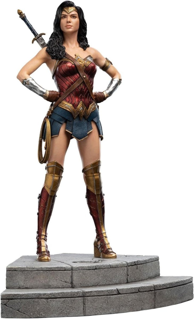 Weta Workshop — Wonder Woman (Zack Snyder’s Justice League) Estátua 1:6 - 37 cm - Colecionáveis - Weta Workshop